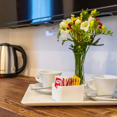 Alojamento de Acomodação e Pequeno-almoço Santa Chiara Nápoles