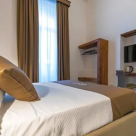 Santa Chiara 4* Neapol