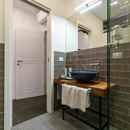 Santa Chiara 4*