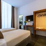 Bed & Breakfast Santa Chiara Naples