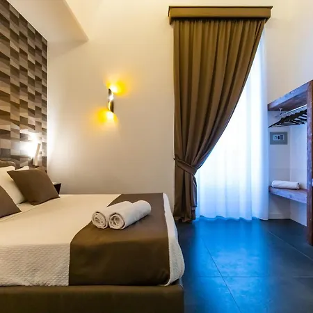 Santa Chiara 4*