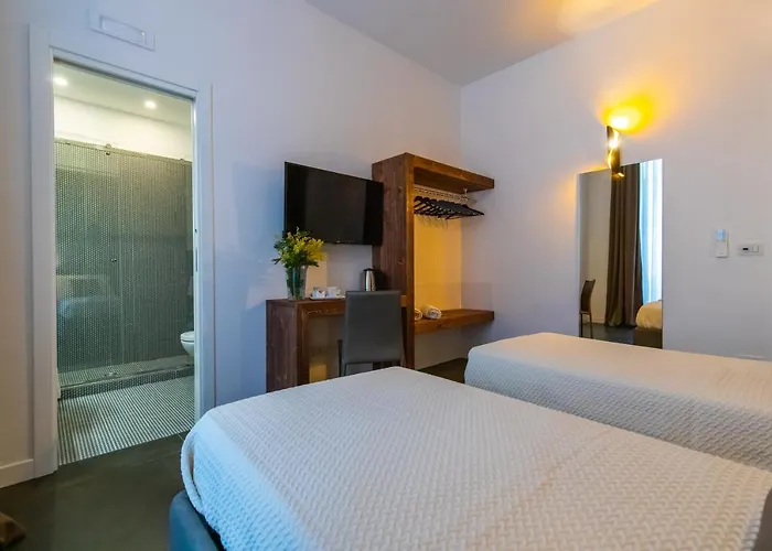 B&B Santa Chiara 나폴리