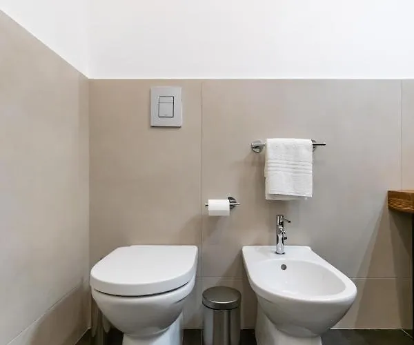 Santa Chiara B&B 나폴리